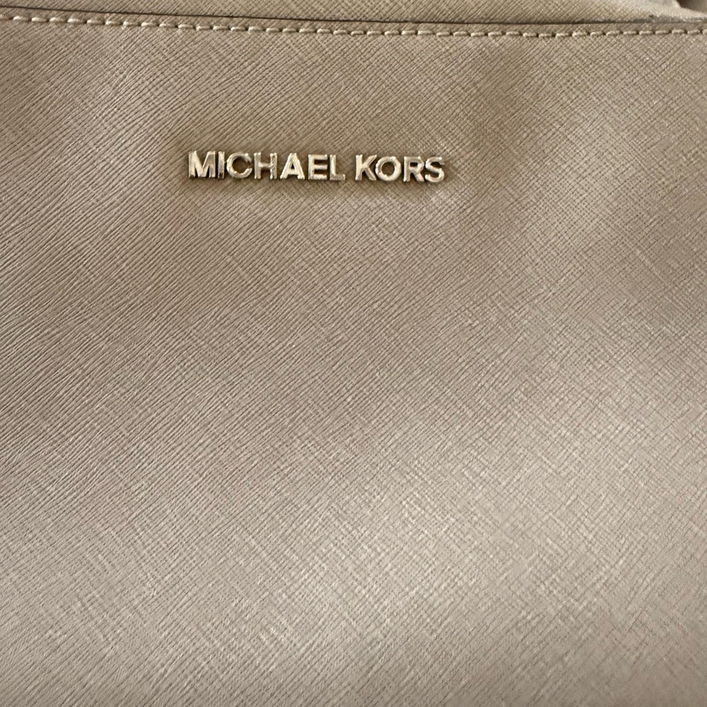 Michael Kors Tan Shoulder Bag Saffiano Leather